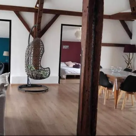 וילה Calme Léon